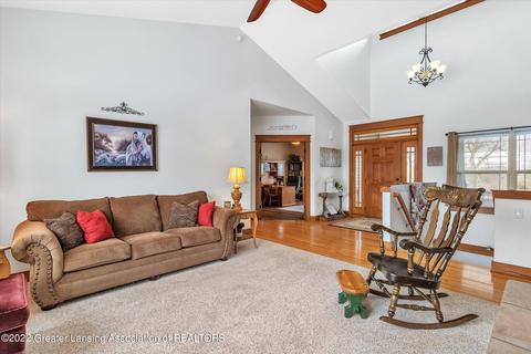 2012 E Dexter Trl, Dansville, MI 48819 photo 11