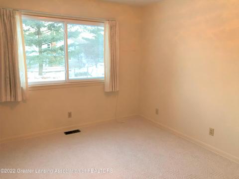 13764 Hamersley Dr, Bath, MI 48808 photo 31