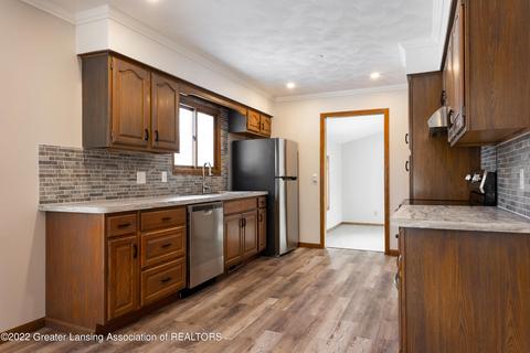 5424 E Clark Rd, Bath, MI 48808 photo 18