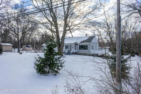 5424 E Clark Rd, Bath, MI 48808 photo 4