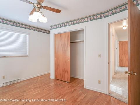 809 E Webb Dr, Dewitt, MI 48820 photo 17