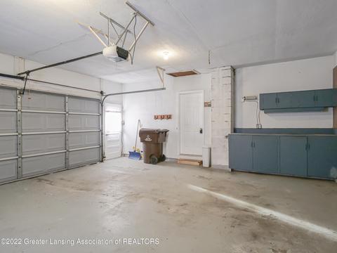 809 E Webb Dr, Dewitt, MI 48820 photo 25