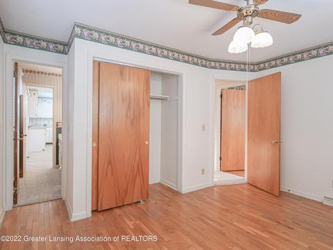 809 E Webb Dr, Dewitt, MI 48820 photo 18