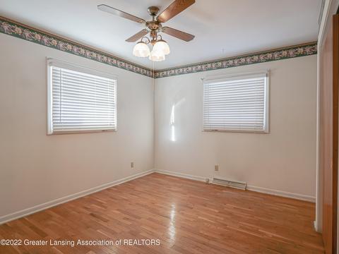 809 E Webb Dr, Dewitt, MI 48820 photo 16