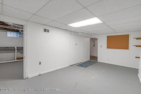 1112 Pershing Dr, Lansing, MI 48910 photo 27