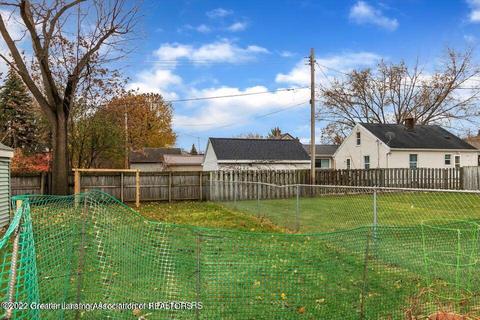 1112 Pershing Dr, Lansing, MI 48910 photo 35