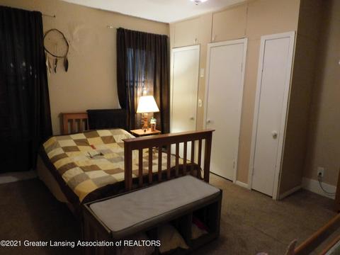 13610 Main St, Bath, MI 48808 photo 5