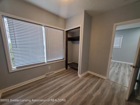522 Dunlap St, Lansing, MI 48910 photo 12