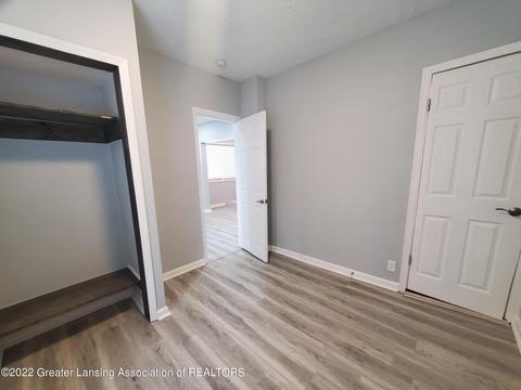 522 Dunlap St, Lansing, MI 48910 photo 13