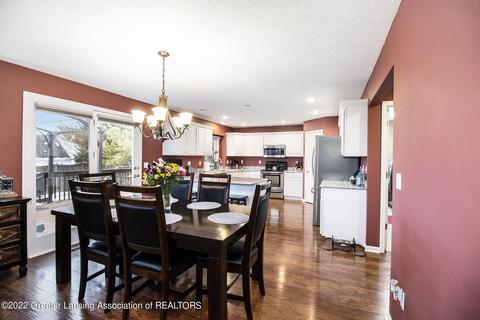 2561 Julie Way, Dewitt, MI 48820 photo 10