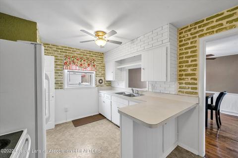 519 E Cavanaugh Rd, Lansing, MI 48910 photo 10