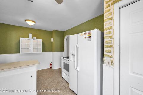 519 E Cavanaugh Rd, Lansing, MI 48910 photo 13