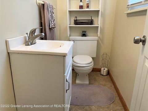 4517 Wainwright Ave, Lansing, MI 48911 photo 9