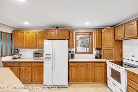 2414 Webster Rd, Lansing, MI 48917 photo 19