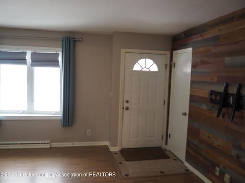 4900 Devonshire Ave, Lansing, MI 48910 photo 3