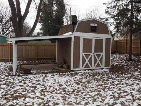 4900 Devonshire Ave, Lansing, MI 48910 photo 12
