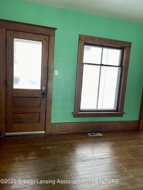 125 Elm St, Ovid, MI 48866 photo 9