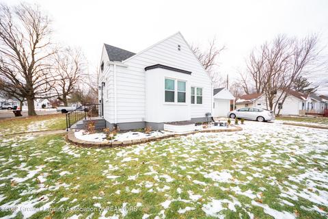 1600 Berkeley Dr, Lansing, MI 48910 photo 2