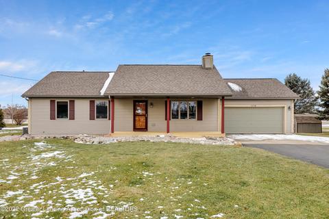1114 S Eifert Rd, Mason, MI 48854 photo 1