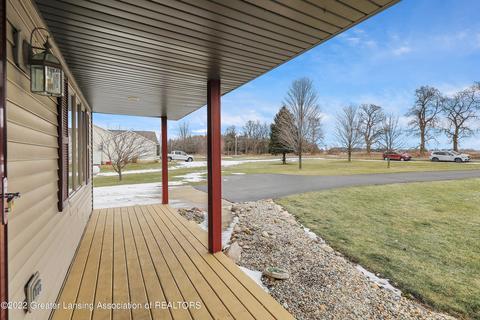 1114 S Eifert Rd, Mason, MI 48854 photo 3