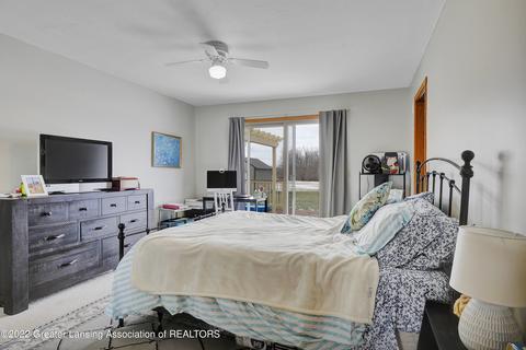 1114 S Eifert Rd, Mason, MI 48854 photo 10