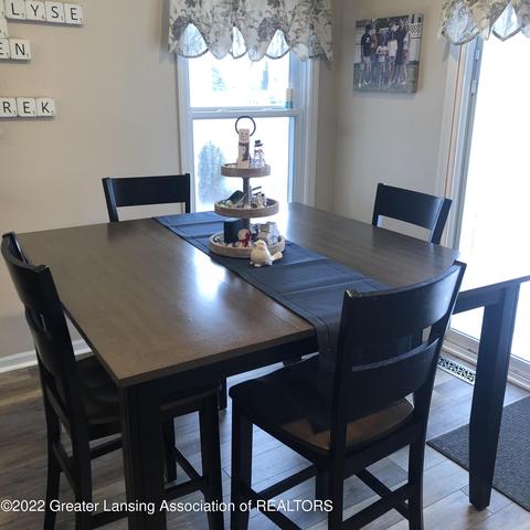 3853 Danbridge Dr, Lansing, MI 48906 photo 12