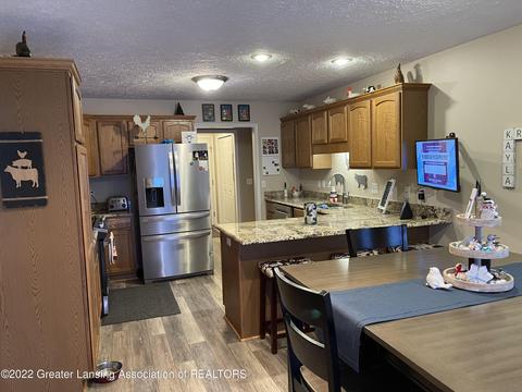 3853 Danbridge Dr, Lansing, MI 48906 photo 14