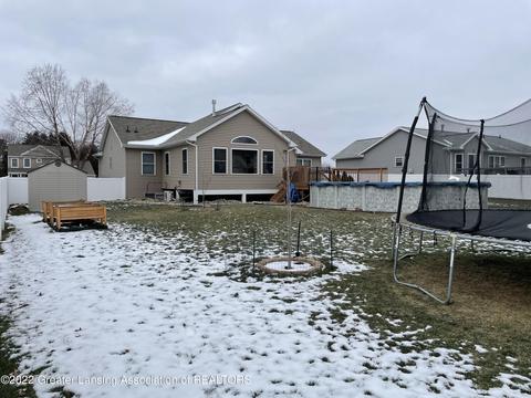 3853 Danbridge Dr, Lansing, MI 48906 photo 4