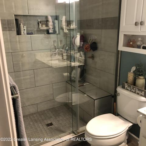 3853 Danbridge Dr, Lansing, MI 48906 photo 20