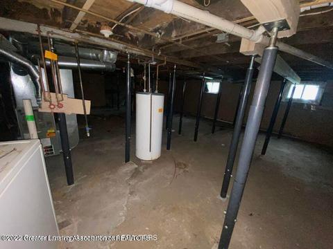 117 E Reasoner St, Lansing, MI 48906 photo 10