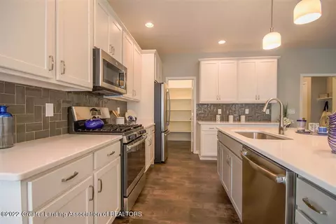 3300 Mccain Rd, Jackson, MI 49201 photo 5