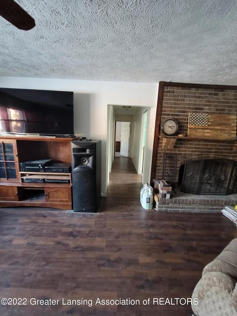 2995 Pine Tree Rd, Lansing, MI 48911 photo 6