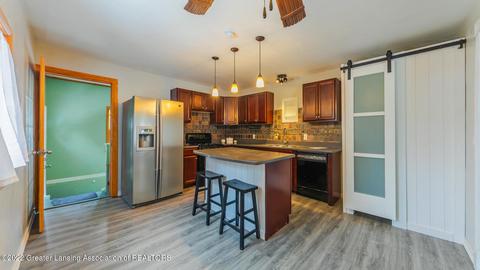 2524 E Cavanaugh Rd, Lansing, MI 48910 photo 6