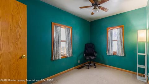 2524 E Cavanaugh Rd, Lansing, MI 48910 photo 12