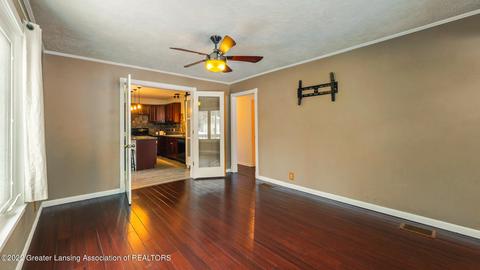 2524 E Cavanaugh Rd, Lansing, MI 48910 photo 10