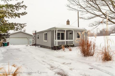 2524 E Cavanaugh Rd, Lansing, MI 48910 photo 2