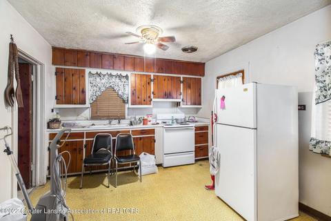 111 Everettdale Ave, Lansing, MI 48910 photo 10