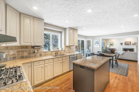 5519 Silverleaf Ct, Haslett, MI 48840 photo 16