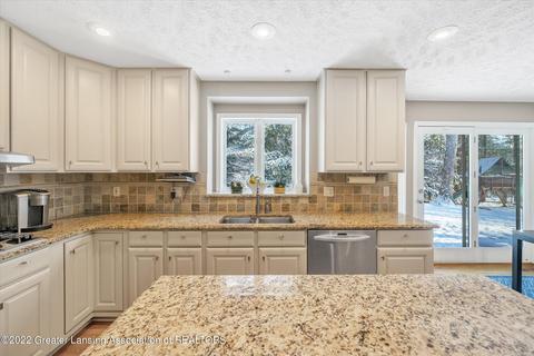 5519 Silverleaf Ct, Haslett, MI 48840 photo 14