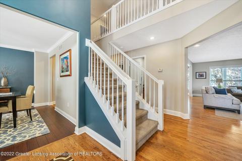 5519 Silverleaf Ct, Haslett, MI 48840 photo 6