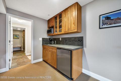 5519 Silverleaf Ct, Haslett, MI 48840 photo 40