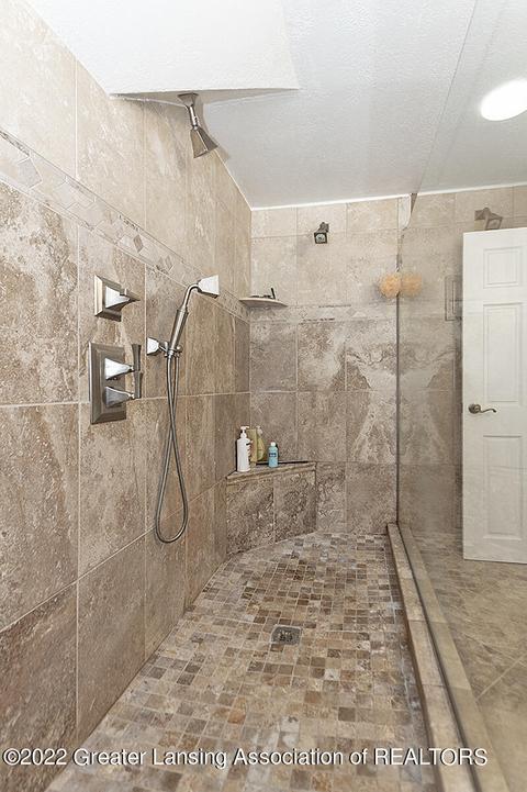 418 Smith Ave, Lansing, MI 48910 photo 21
