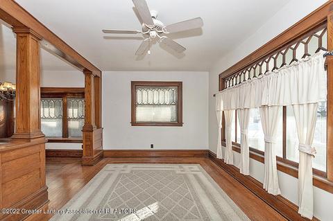 418 Smith Ave, Lansing, MI 48910 photo 4