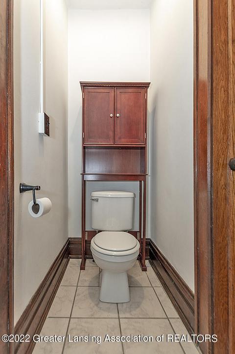 418 Smith Ave, Lansing, MI 48910 photo 15