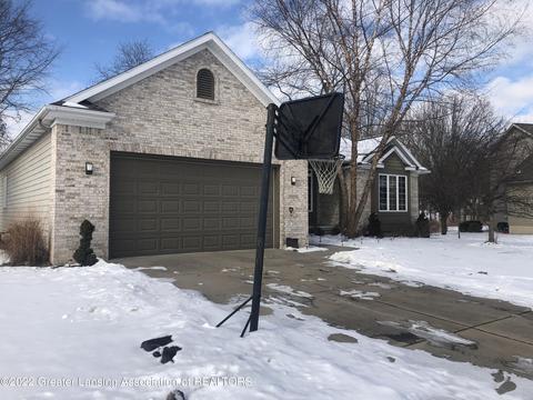 5555 Starflower Dr, Haslett, MI 48840 photo 1