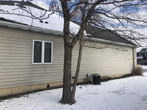 5555 Starflower Dr, Haslett, MI 48840 photo 5