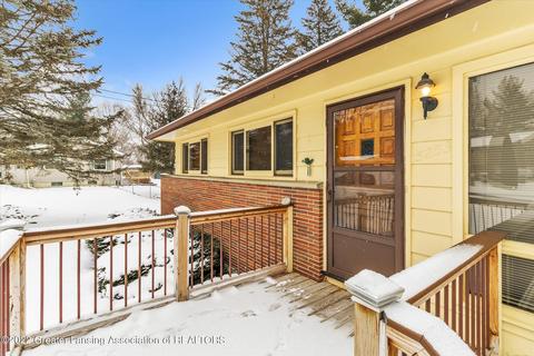 15253 Pinehurst Dr, Lansing, MI 48906 photo 6