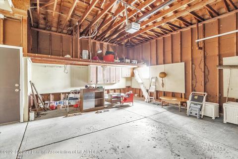 15253 Pinehurst Dr, Lansing, MI 48906 photo 25