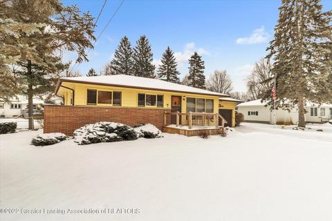 15253 Pinehurst Dr, Lansing, MI 48906 photo 2