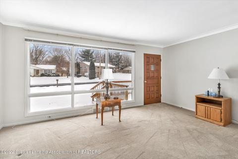15253 Pinehurst Dr, Lansing, MI 48906 photo 10